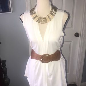 Sleeveless cardigan with belt never worn 🤎